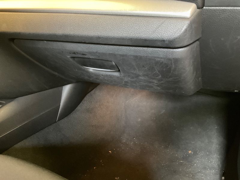 BMW 1er 118d 2008 – снимка 28