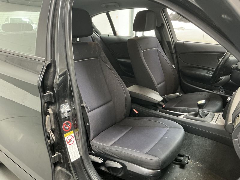 BMW 1er 118d 2008 – снимка 16