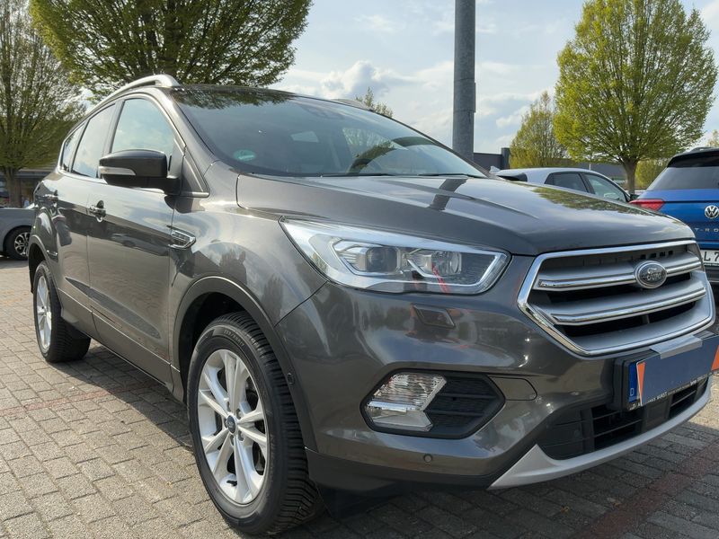 Ford Kuga 2.0 TDCi Titanium 2017 – снимка 12