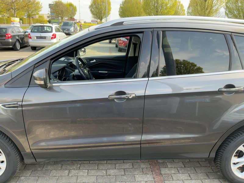 Ford Kuga 2.0 TDCi Titanium 2017 – снимка 4