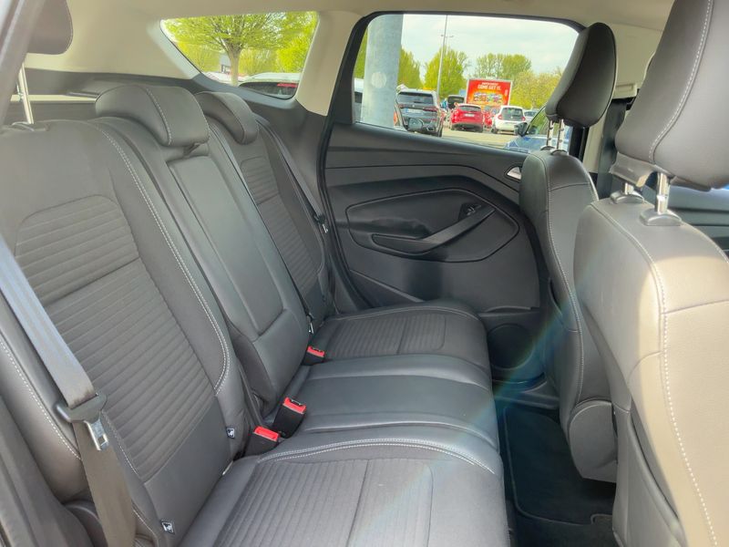 Ford Kuga 2.0 TDCi Titanium 2017 – снимка 19