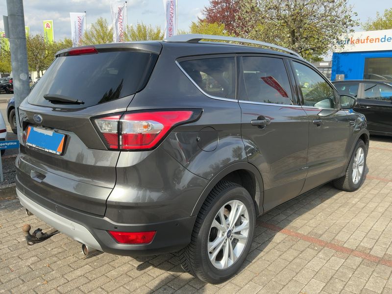 Ford Kuga 2.0 TDCi Titanium 2017 – снимка 8
