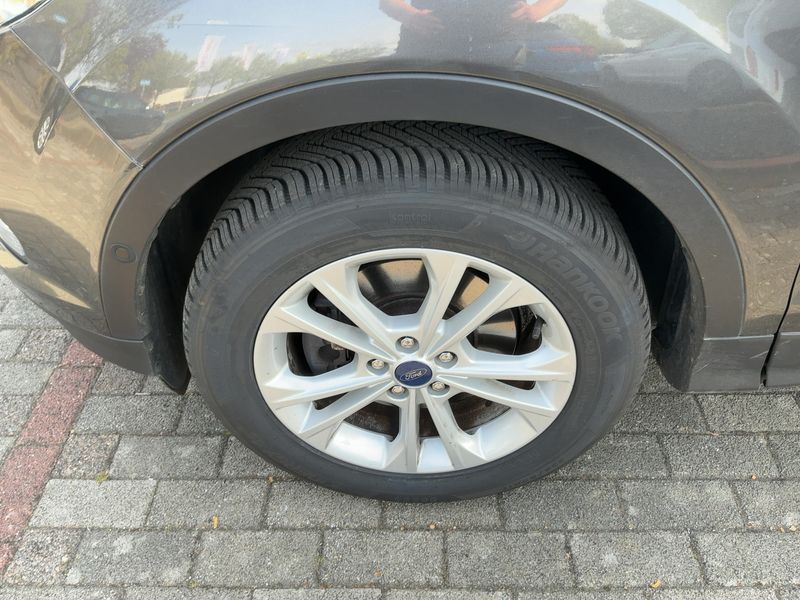 Ford Kuga 2.0 TDCi Titanium 2017 – снимка 3