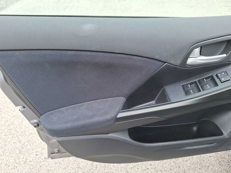 Honda Civic 1.6 DTEC Lifestyle 2014 – снимка 33