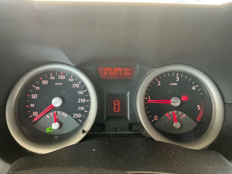 Renault Megane 1.5 dCi Dynamique Confort 2005 – снимка 4