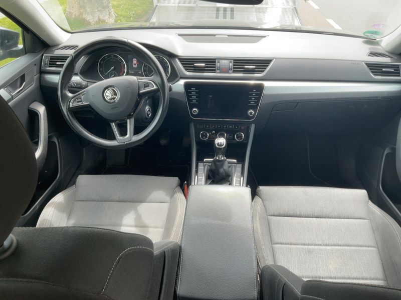 Skoda Superb 1.5 TSI ACT Ambition 2018 – снимка 17