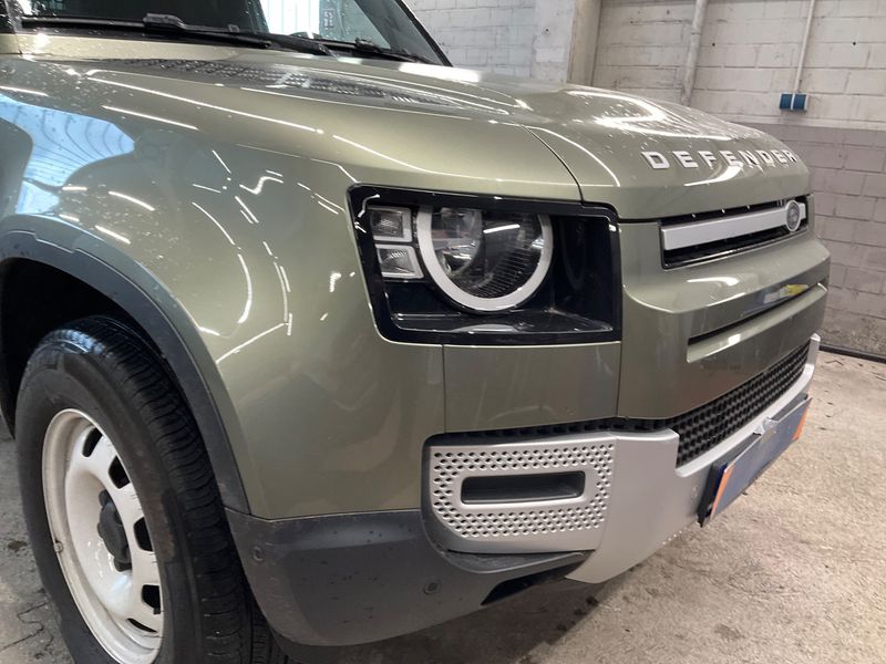 Land Rover Defender D200 Mild-Hybrid 90 Hard Top 2023 – снимка 27