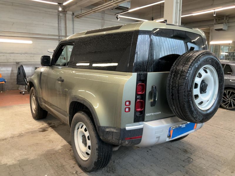 Land Rover Defender D200 Mild-Hybrid 90 Hard Top 2023 – снимка 6
