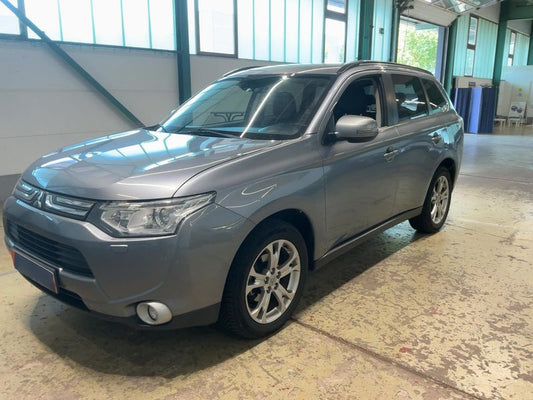 Mitsubishi Outlander 2.2 DI-D Intense ClearTec 4WD 2014 – снимка 1
