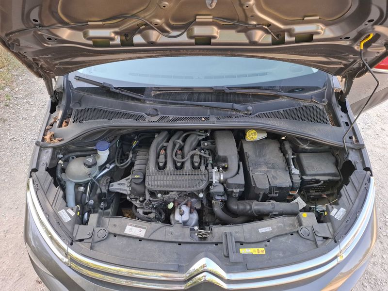 Citroen C3 1.2 PureTech Graphic 2019 – снимка 8