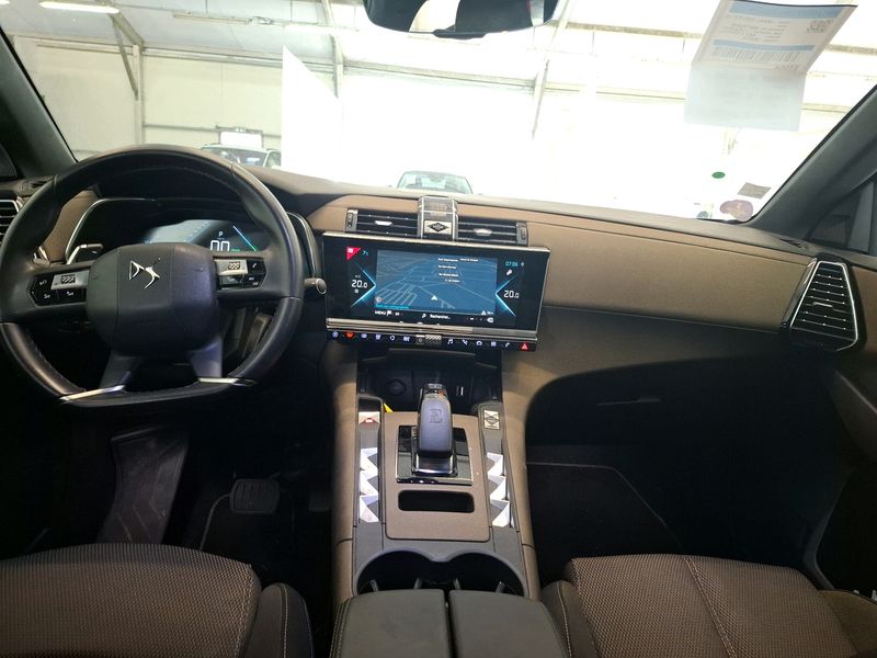 DS Automobiles DS7 Crossback 1.6 E-Tense Hybrid 4x2 Business 2021 – снимка 10