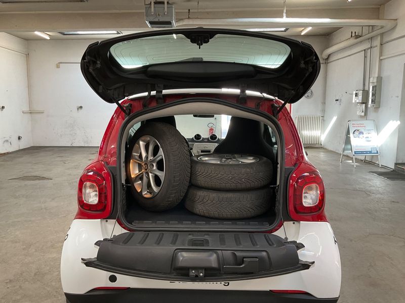 Smart fortwo 1.0 Basis passion 2016 – снимка 16