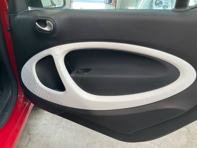 Smart fortwo 1.0 Basis passion 2016 – снимка 29