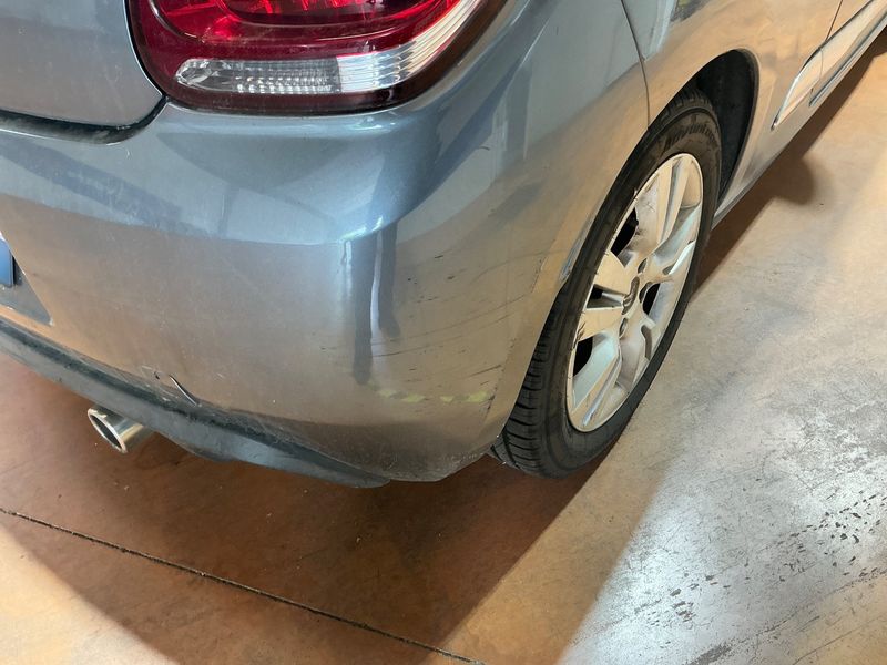 Citroen DS3 1.6 HDi SoChic 2011 – снимка 37