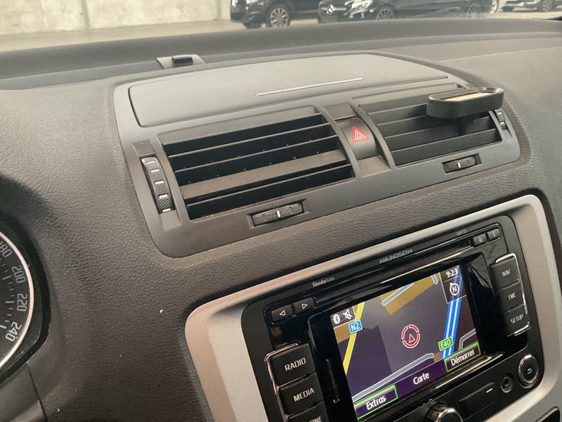 Skoda Octavia 1.4 TSI Ambition 2012 – снимка 29