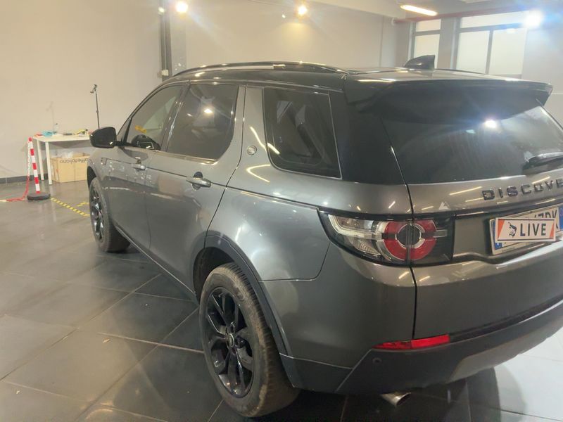 Land Rover Discovery Sport 2.0 Td4 SE AWD 2017 – снимка 6