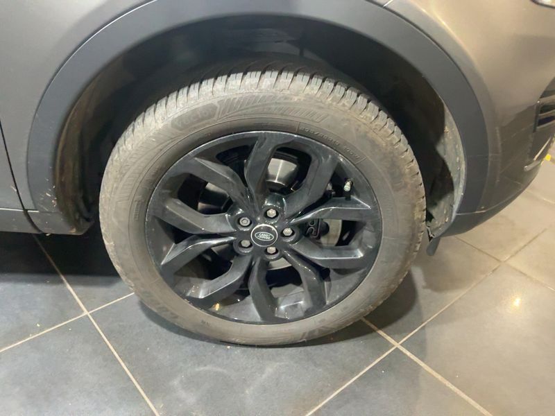 Land Rover Discovery Sport 2.0 Td4 SE AWD 2017 – снимка 11