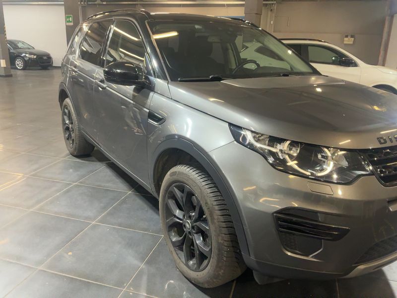 Land Rover Discovery Sport 2.0 Td4 SE AWD 2017 – снимка 12