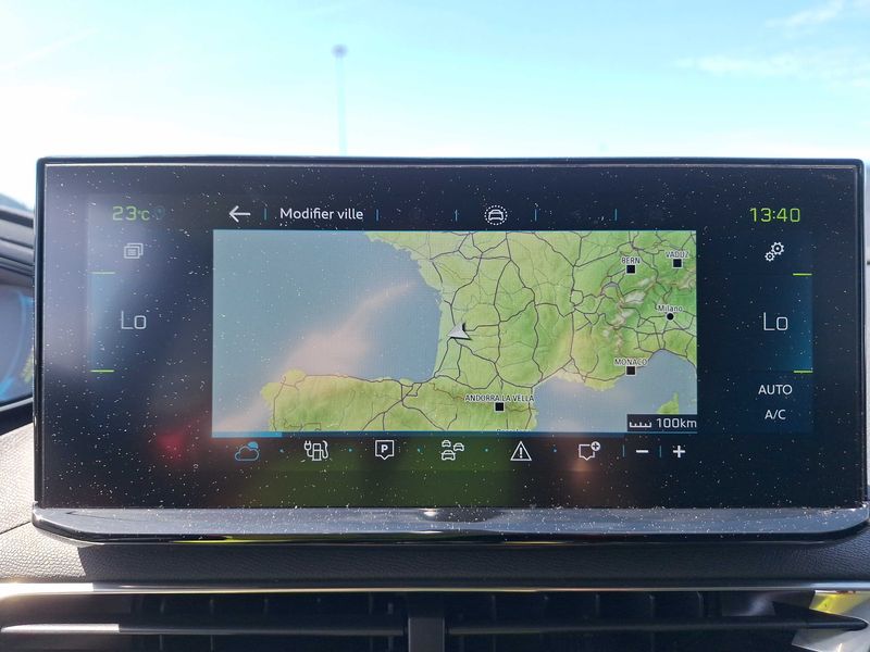 Peugeot 3008 1.6 Hybrid 225 Allure 2021 – снимка 13