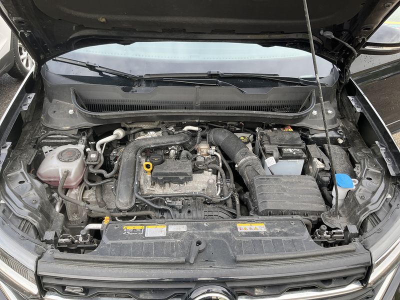 Volkswagen T-Cross 1.0 TSI R-Line 2025 – снимка 8