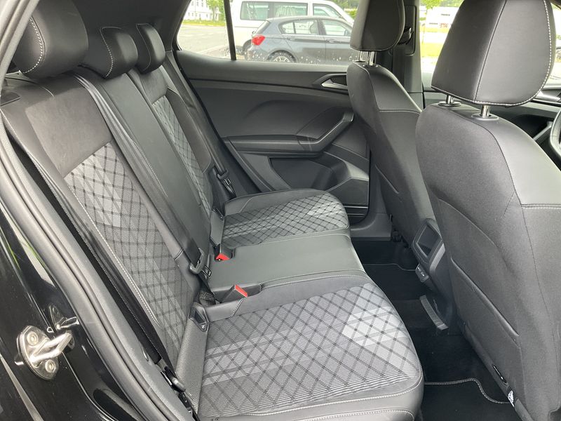 Volkswagen T-Cross 1.0 TSI R-Line 2025 – снимка 14