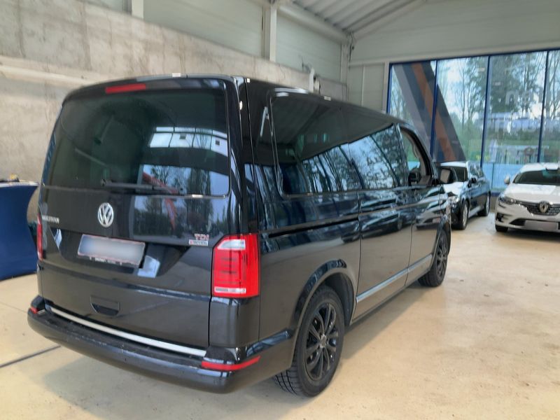 Volkswagen T6 Multivan 2.0 TDI Highline 4Motion 2018 – снимка 8