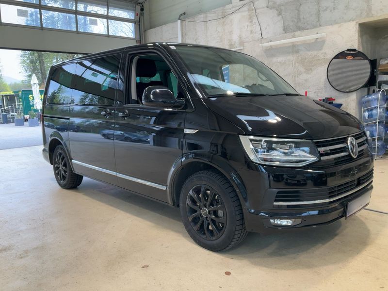 Volkswagen T6 Multivan 2.0 TDI Highline 4Motion 2018 – снимка 12