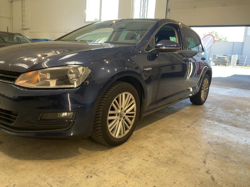 Volkswagen Golf VII 1.2 TSI Cup BlueMotion Tech 2015 – снимка 2