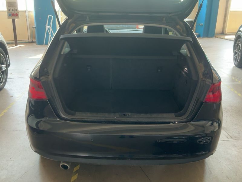 Audi A3 1.6 TDI Ambition 2014 – снимка 16