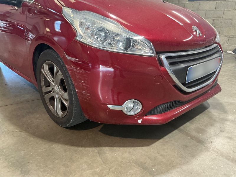 Peugeot 208 1.6 Allure 2014 – снимка 33