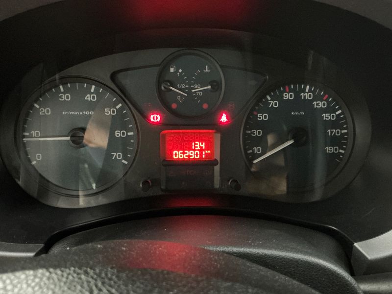 Citroen Berlingo 1.6 e-HDi Multispace 2011 – снимка 13