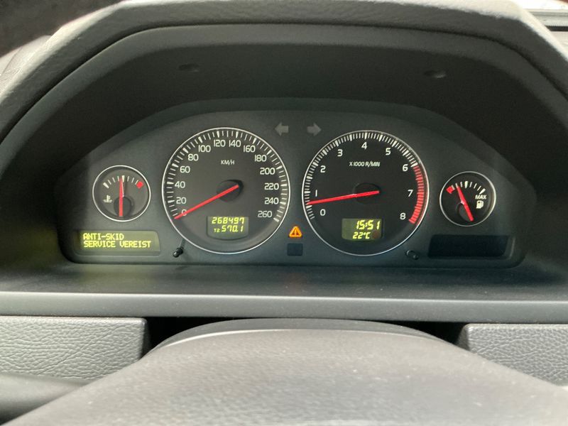 Volvo XC90 2.5 T Momentum 2005 – снимка 4