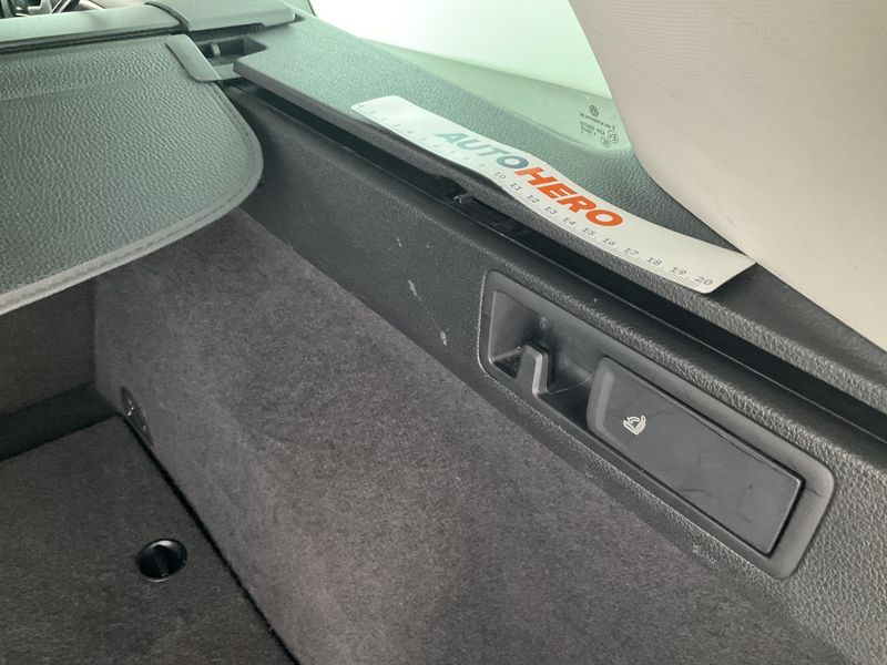 Volkswagen Golf VII 2.0 TDI United Start-Stopp 2020 – снимка 30