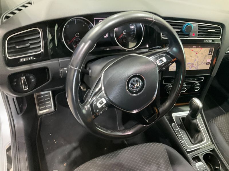 Volkswagen Golf VII 2.0 TDI United Start-Stopp 2020 – снимка 34