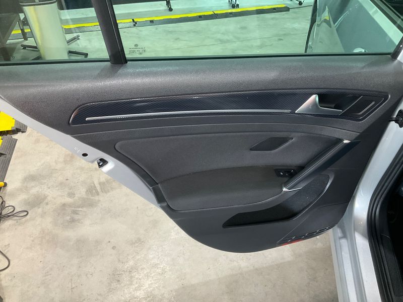 Volkswagen Golf VII 2.0 TDI United Start-Stopp 2020 – снимка 31
