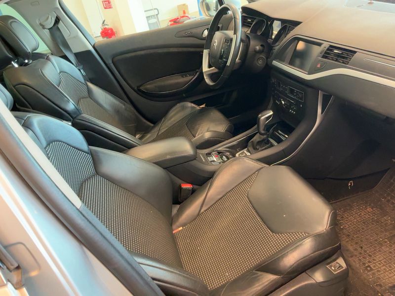 Citroen C5 2.2 HDi Exclusive 2013 – снимка 11