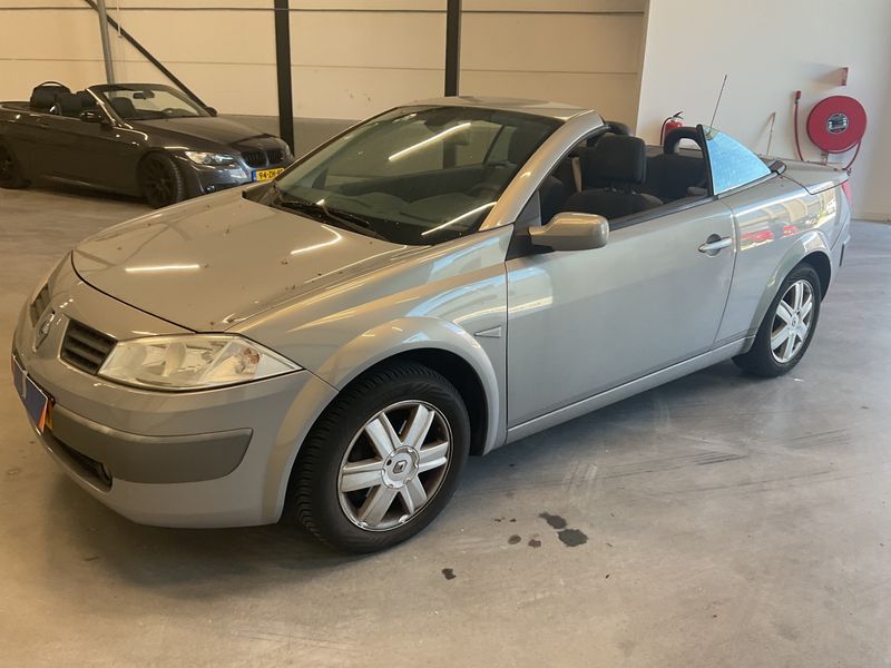 Renault Megane 2.0 IDE Evidence 2005 – снимка 1
