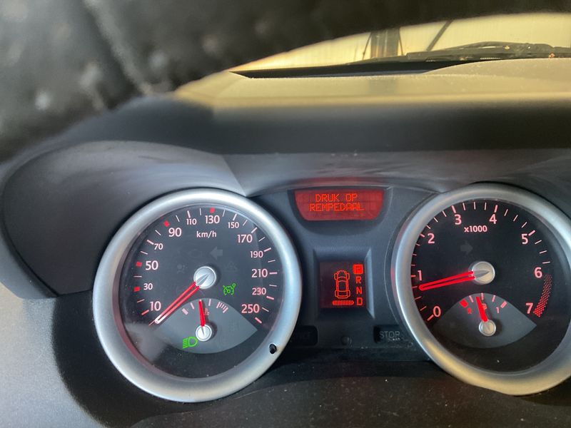 Renault Megane 2.0 IDE Evidence 2005 – снимка 4