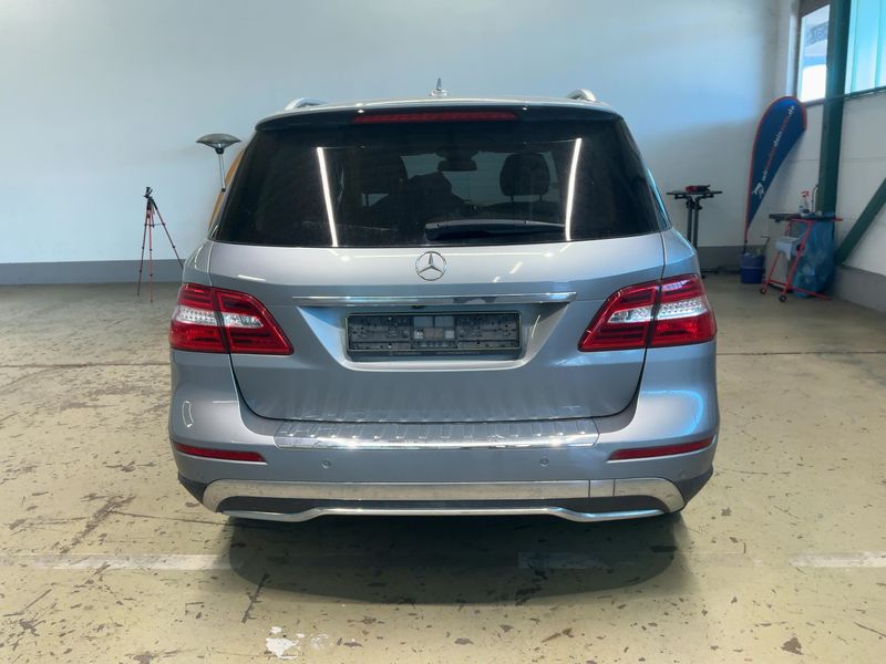 Mercedes-Benz M-Klasse ML 350 BlueEfficiency 2013 – снимка 7