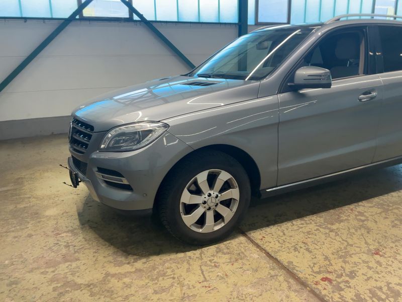Mercedes-Benz M-Klasse ML 350 BlueEfficiency 2013 – снимка 2