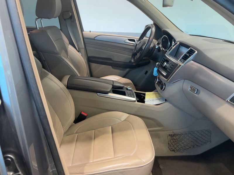 Mercedes-Benz M-Klasse ML 350 BlueEfficiency 2013 – снимка 17