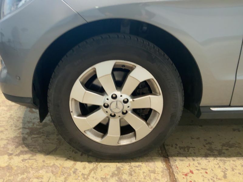 Mercedes-Benz M-Klasse ML 350 BlueEfficiency 2013 – снимка 3