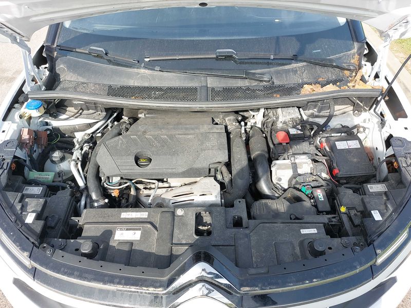 Citroen C5 Aircross 1.6 Plug-in Hybrid ë-EAT8 C-Series 2021 – снимка 8