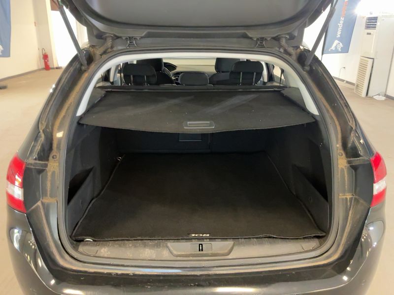 Peugeot 308 1.6 Blue-HDi Style 2017 – снимка 15