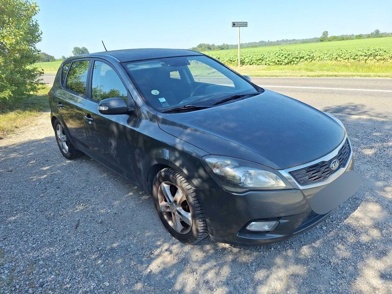 Kia cee'd 1.6 CRDi Active 2011 – снимка 6