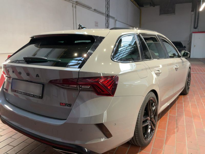 Skoda Octavia 2.0 TSI RS 2021 – снимка 8