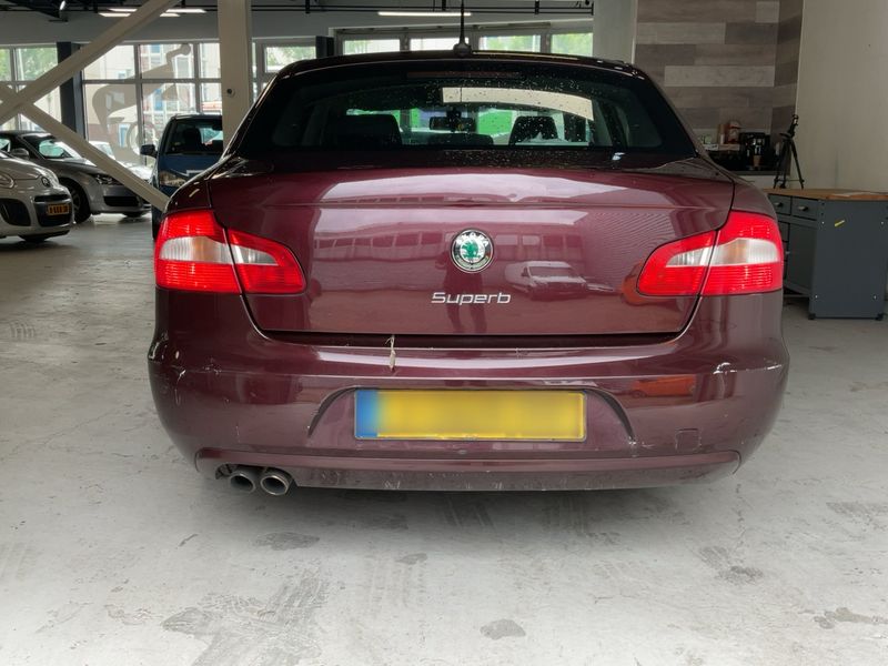 Skoda Superb 1.8 TSI Comfort 2009 – снимка 7