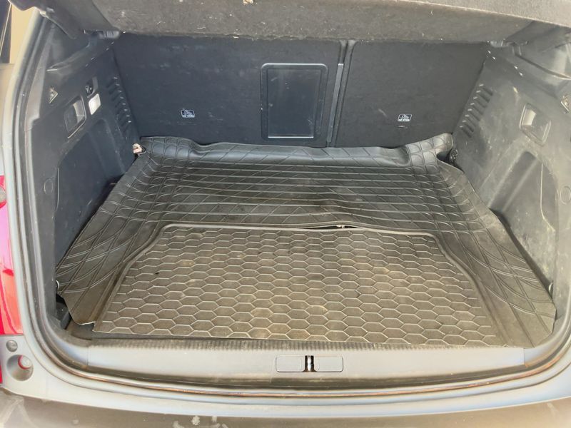 Peugeot 3008 1.5 Blue-HDi GT Line 2019 – снимка 15