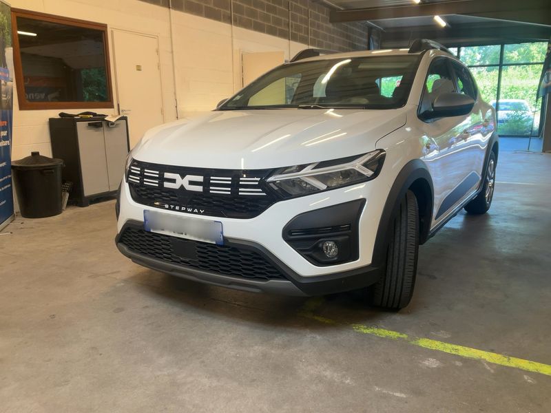 Dacia Sandero 1.0 TCe LPG Stepway Expression 2023 – снимка 1