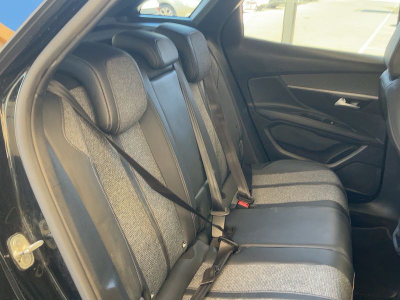 Peugeot 3008 2.0 Blue-HDi GT 2019 – снимка 19